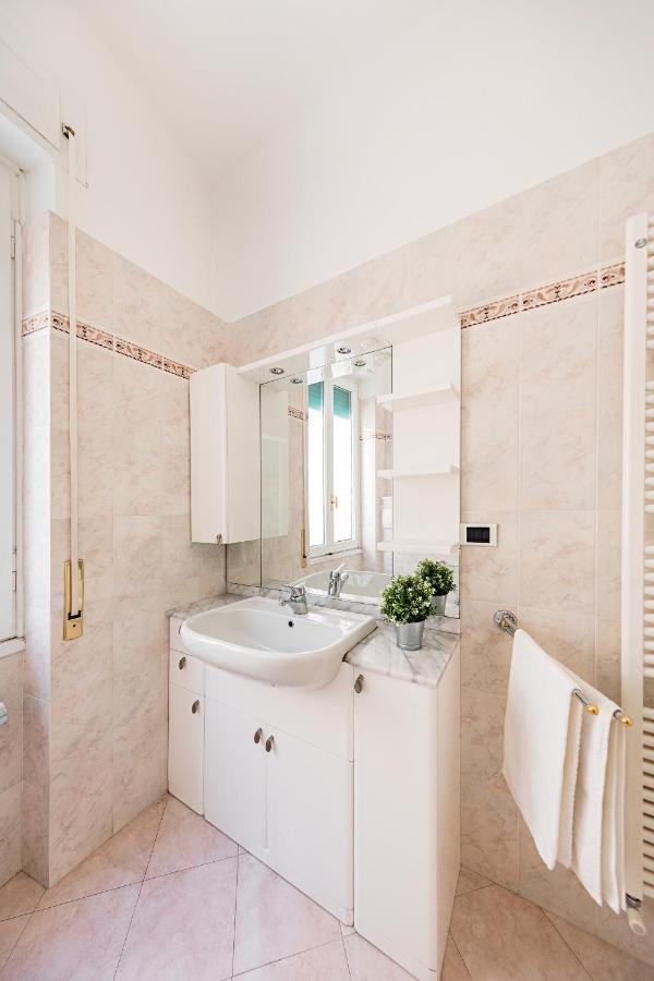 I Fiori 3-16 Apartment By Wonderful Italy 산레모 외부 사진